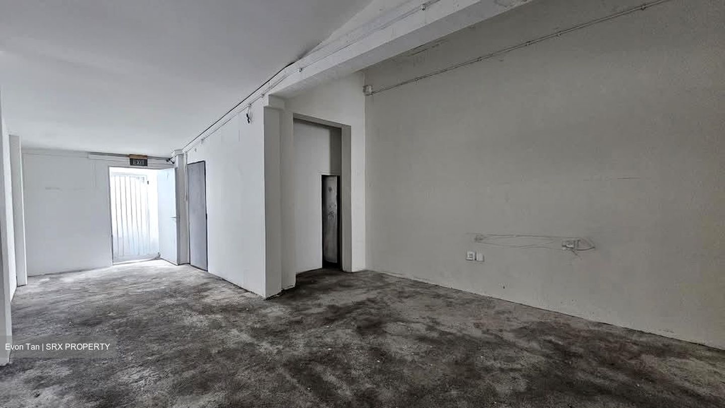 Geylang Road (D14), Shop House #576178661